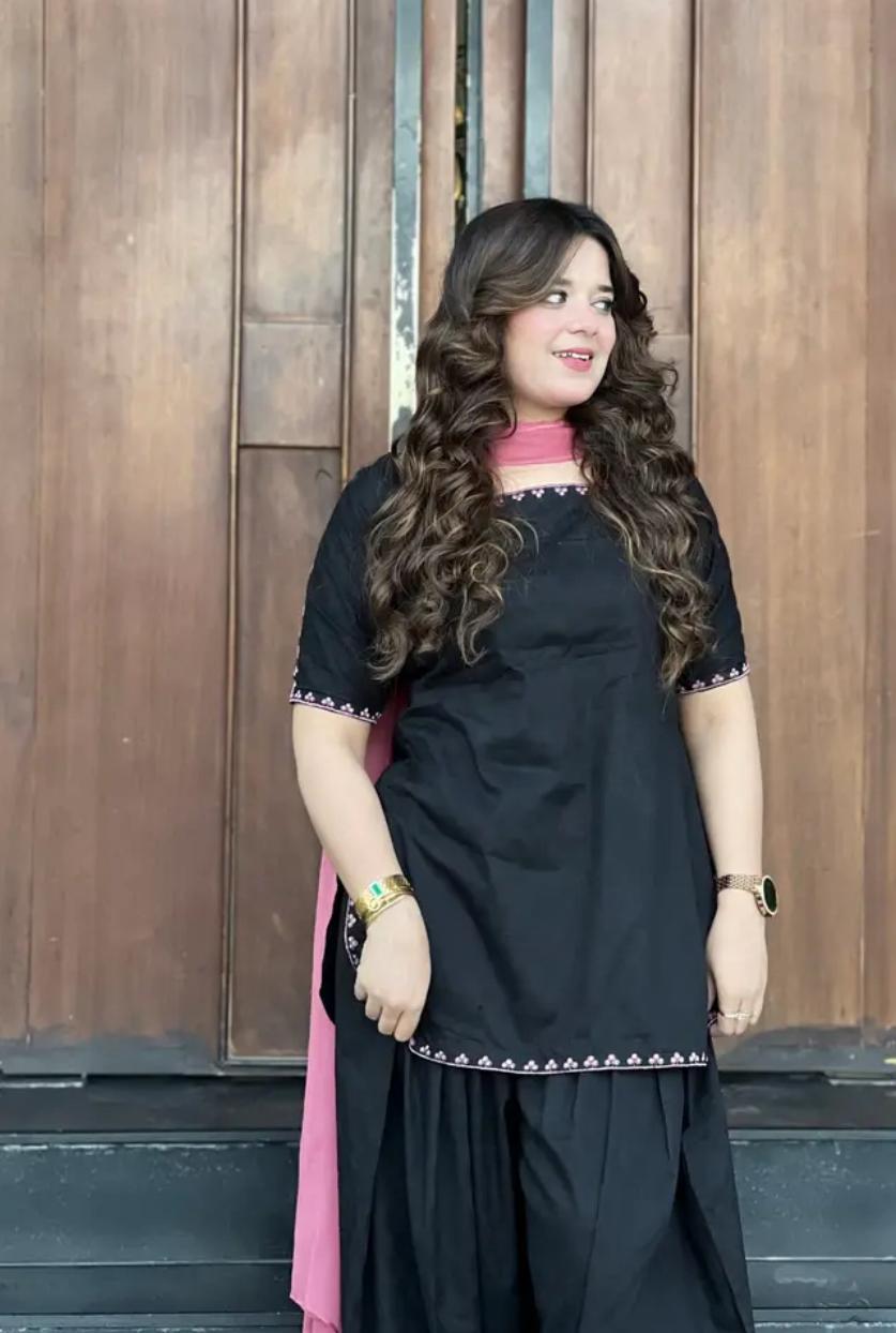 Lali 3pc Embroidered Dress (Farshi Shalwar)