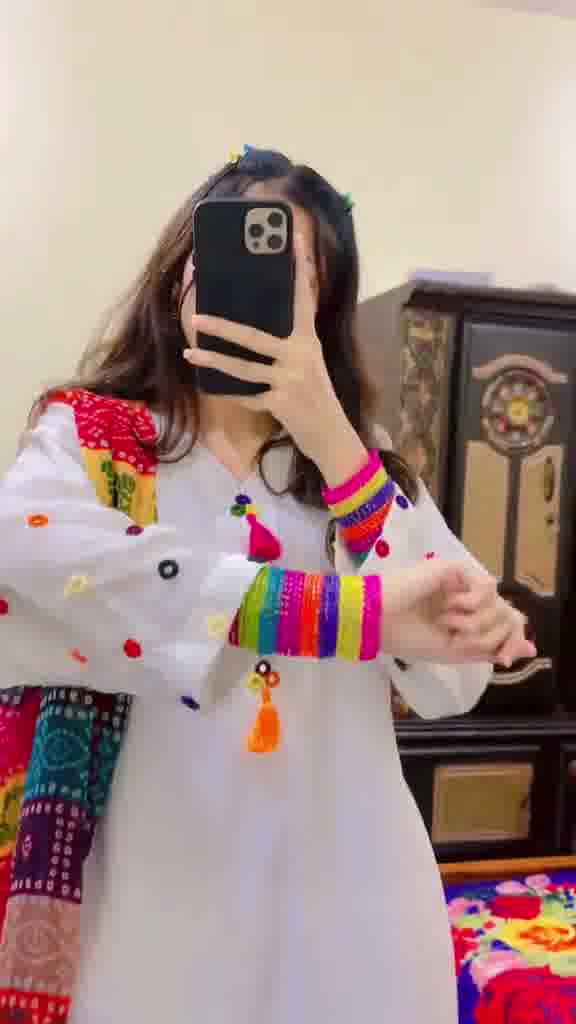 Viral Mirror Work 3 PCs White Suit Lawn Bareeze GC-A68