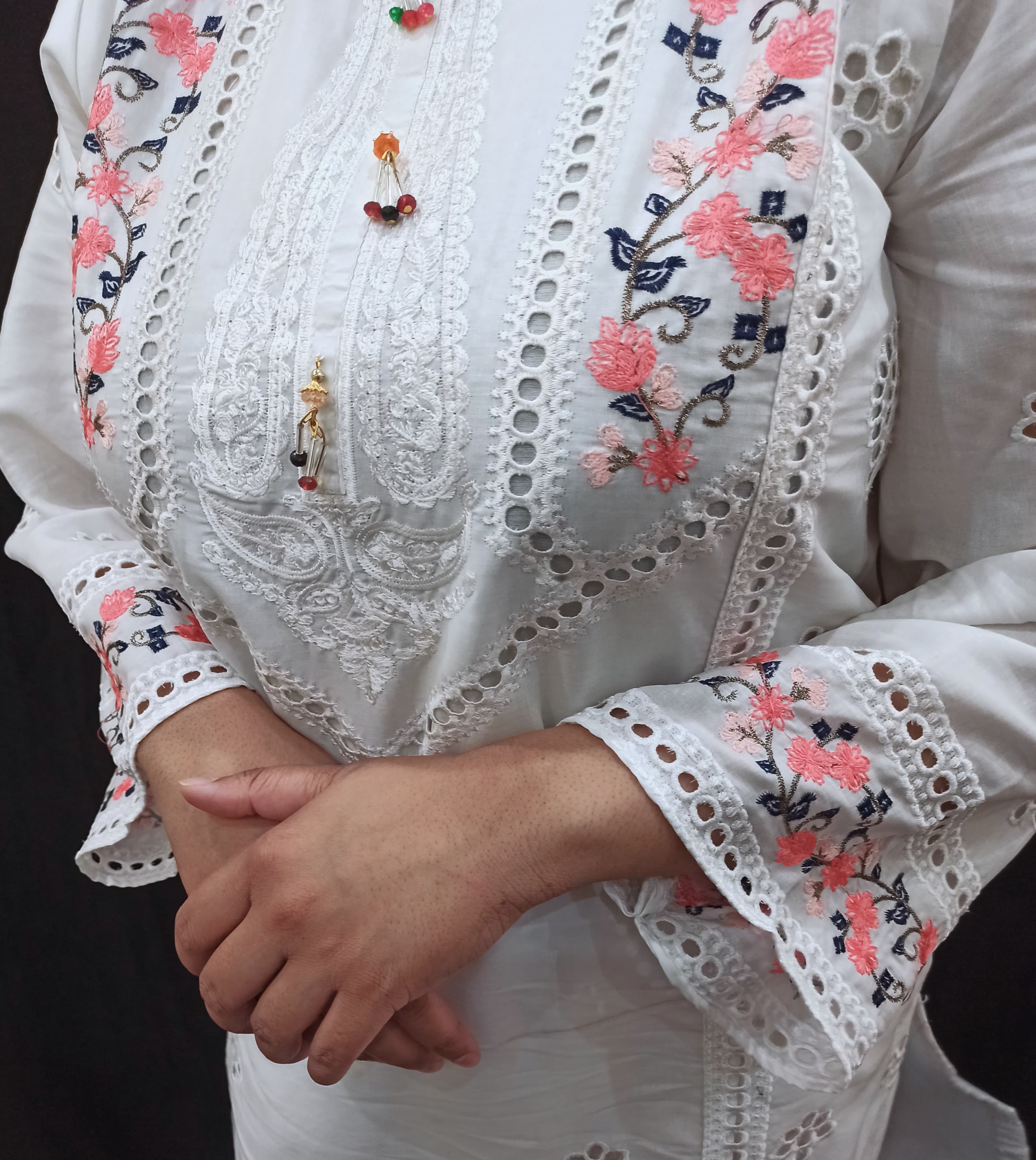 Embroidered 2pcs