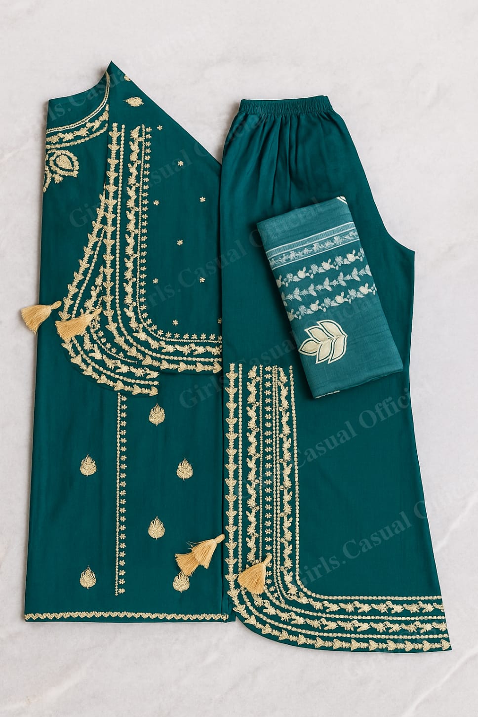 Embroidered lawn 3pcs