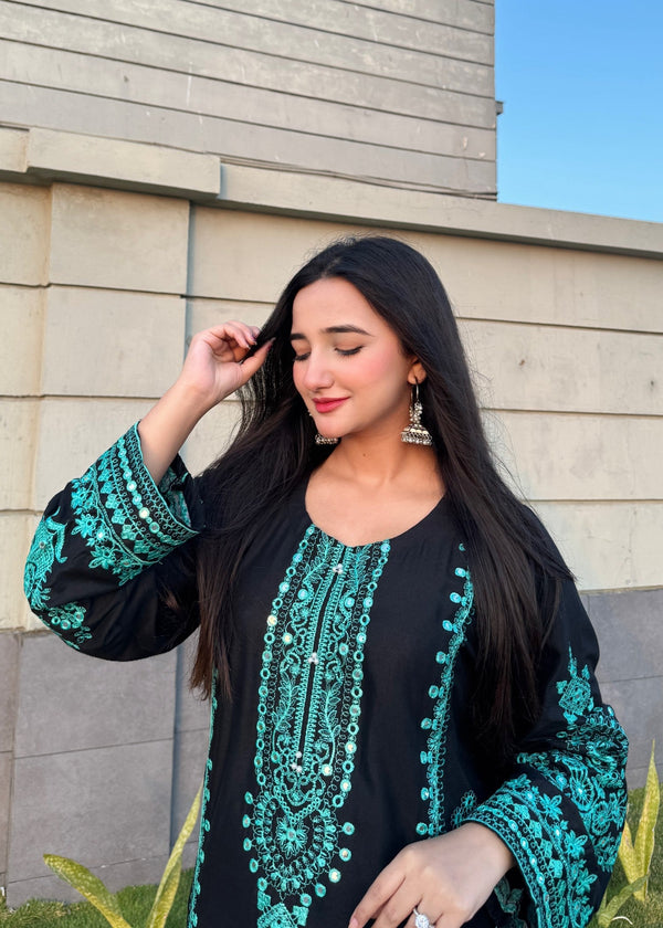 Embroidered 2pcs dress