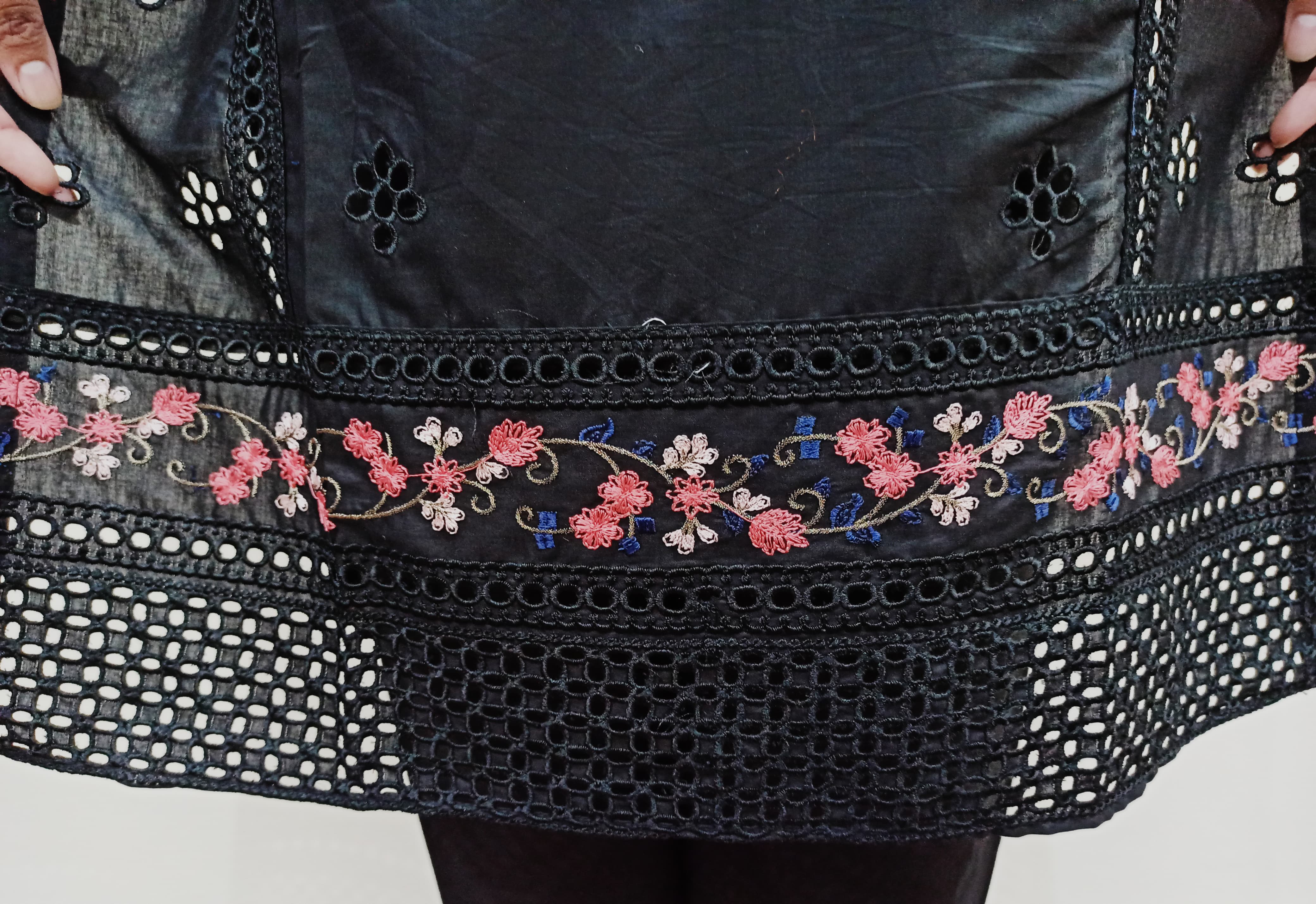 Embroidered 2pcs