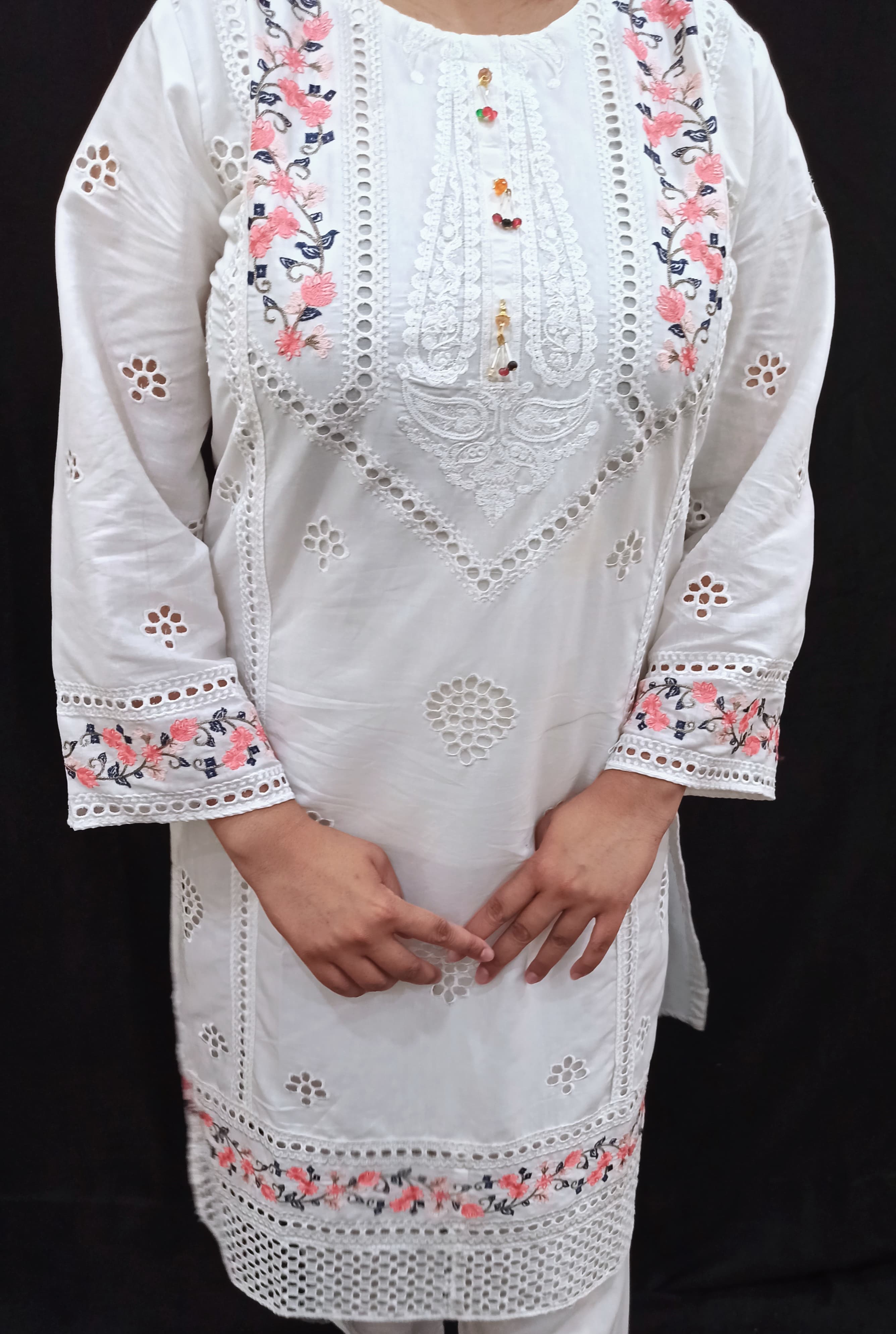 Embroidered 2pcs