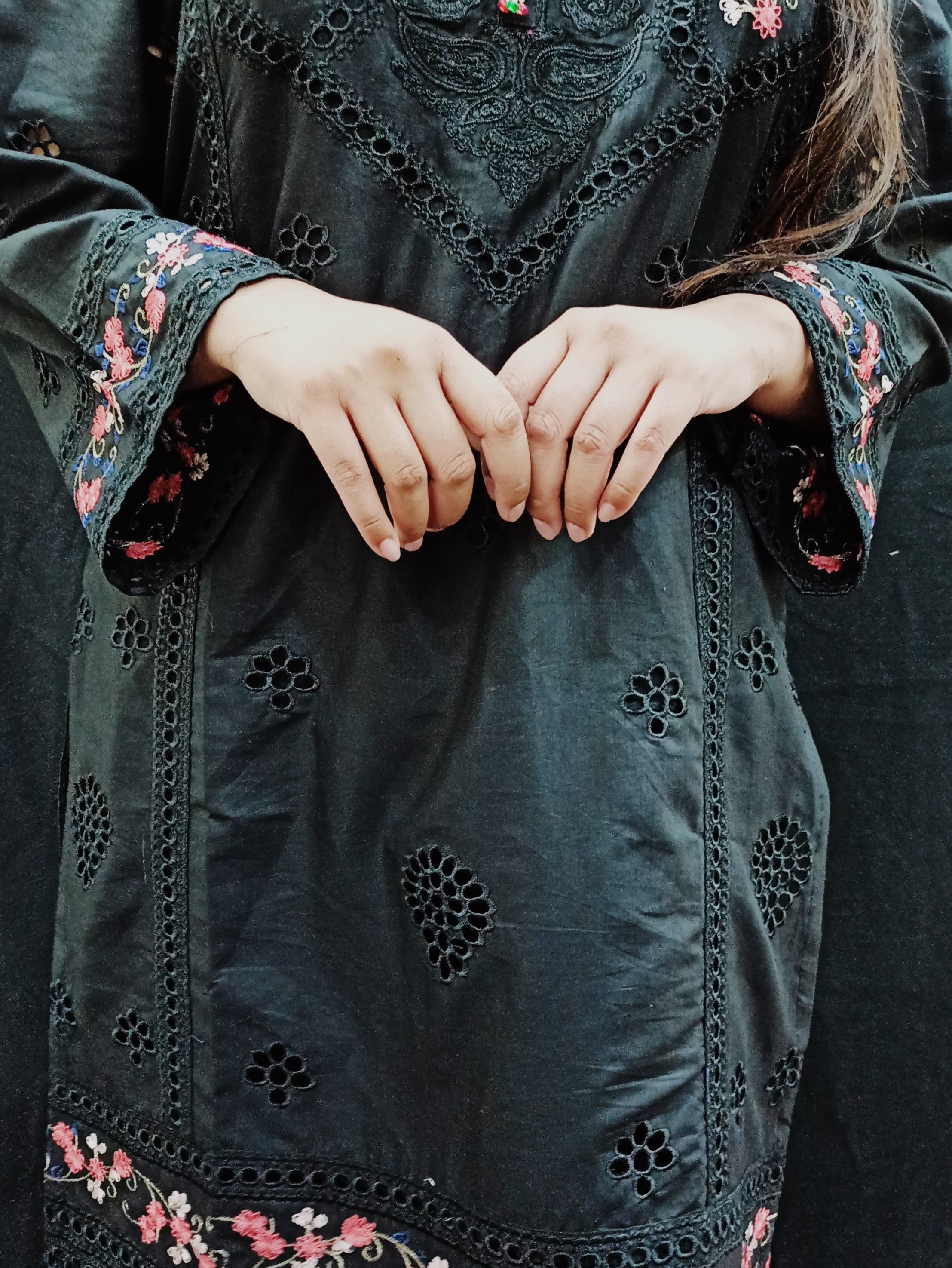 Embroidered 2pcs