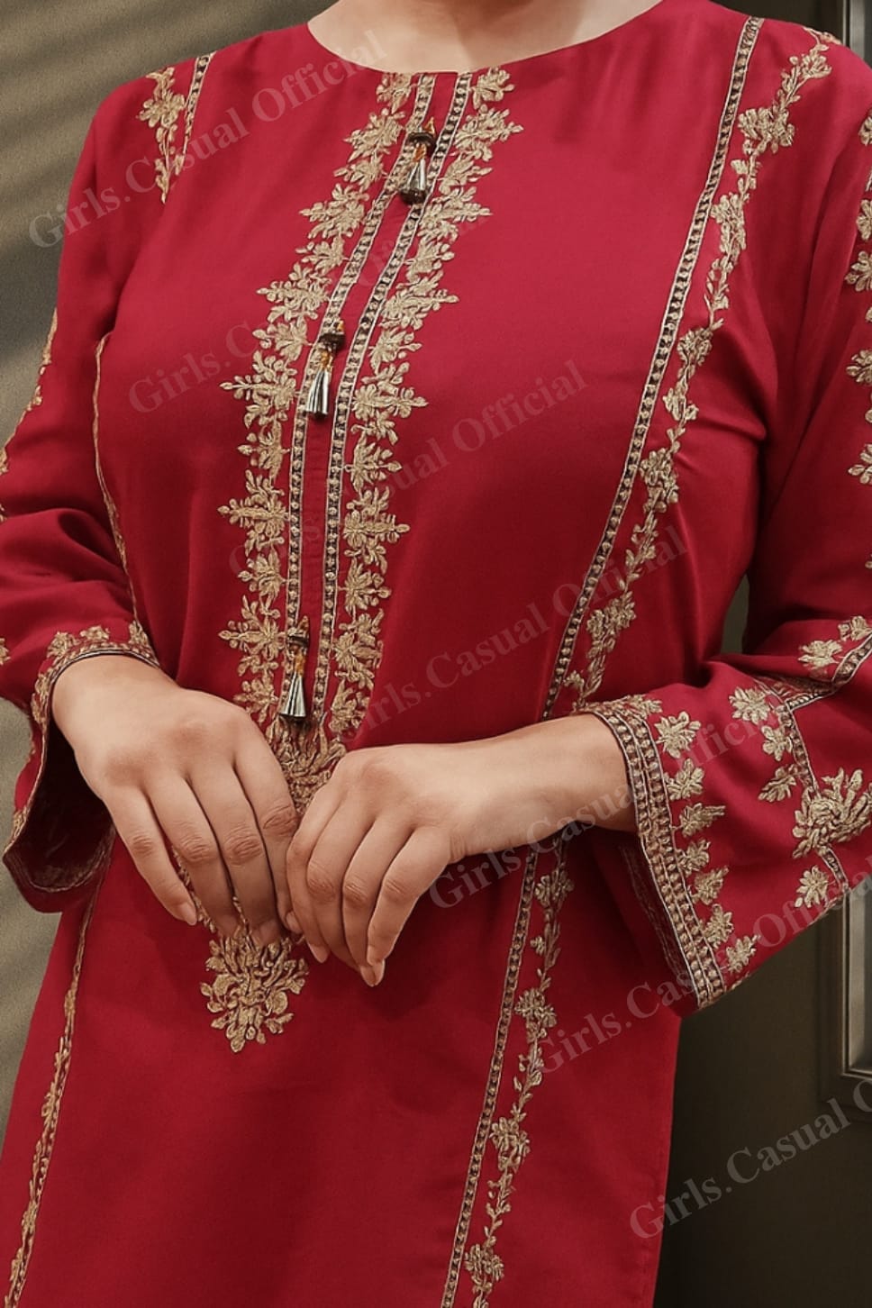 Embroidered 2pcs