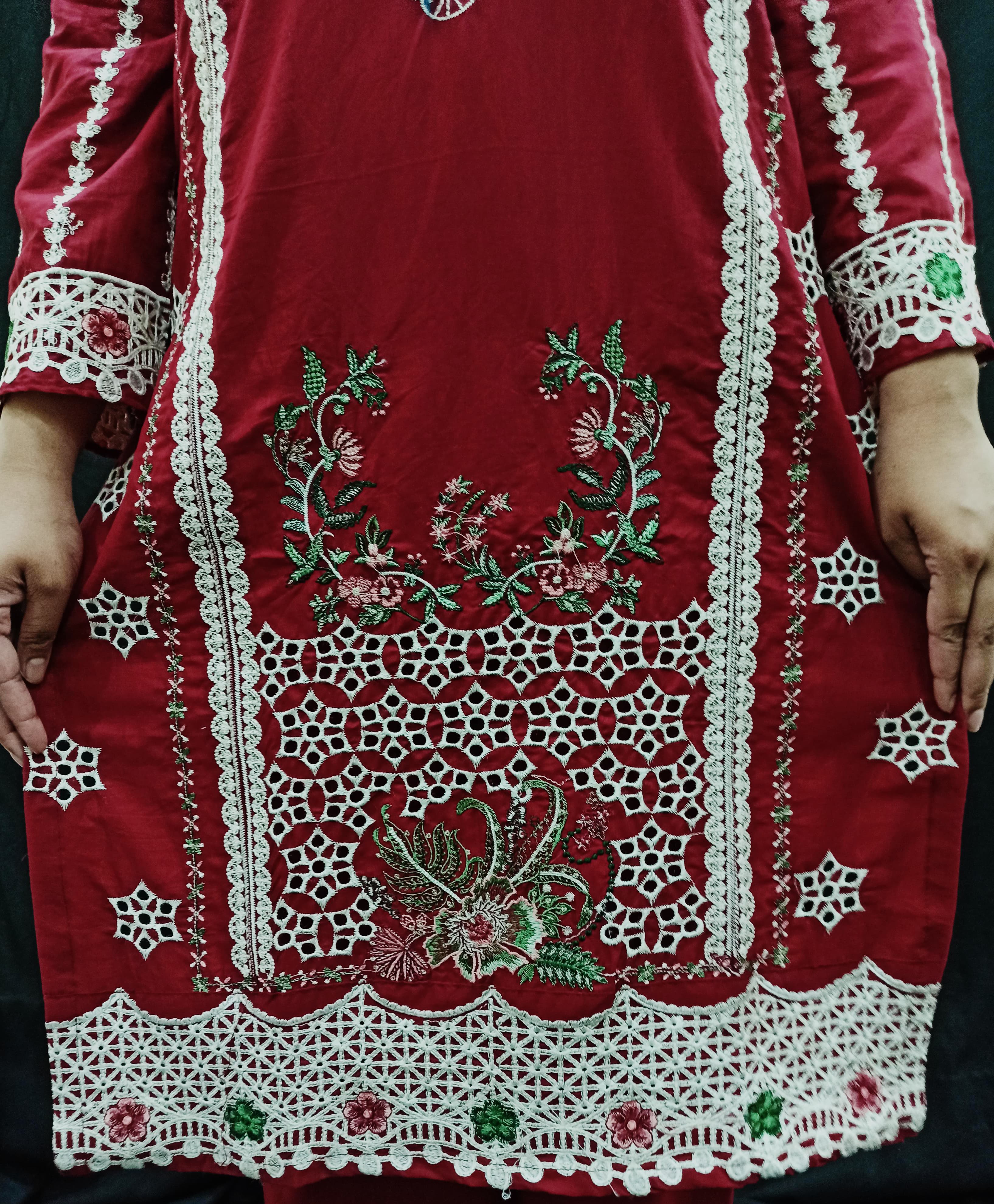 Embroidered 2pcs